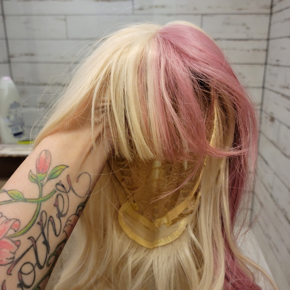 Bang wig - Picture 4 of 4